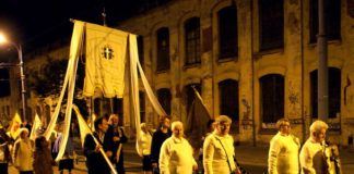 Procesja z relikwiami św. Faustyny