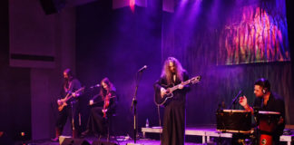 Folk-metalowy koncert akustyczny w Łódzkim Domu Kultury