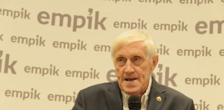 Jacek Gmoch z nową książką w empiku Manufaktury Jacek Gmoch z nową książką w Empik Manufaktura