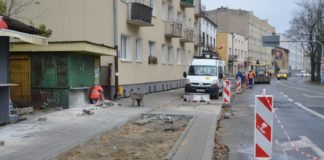 Nowy chodnik na ulicy Kasprzaka Nowy chodnik na ulicy Kasprzaka