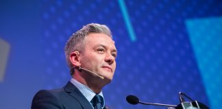 Wiosna Roberta Biedronia z konwencją regionalną w Łodzi